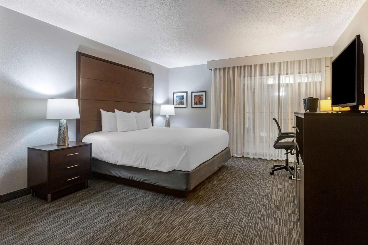 Best Western Plus Como Park Hotel Saint Paul Bagian luar foto
