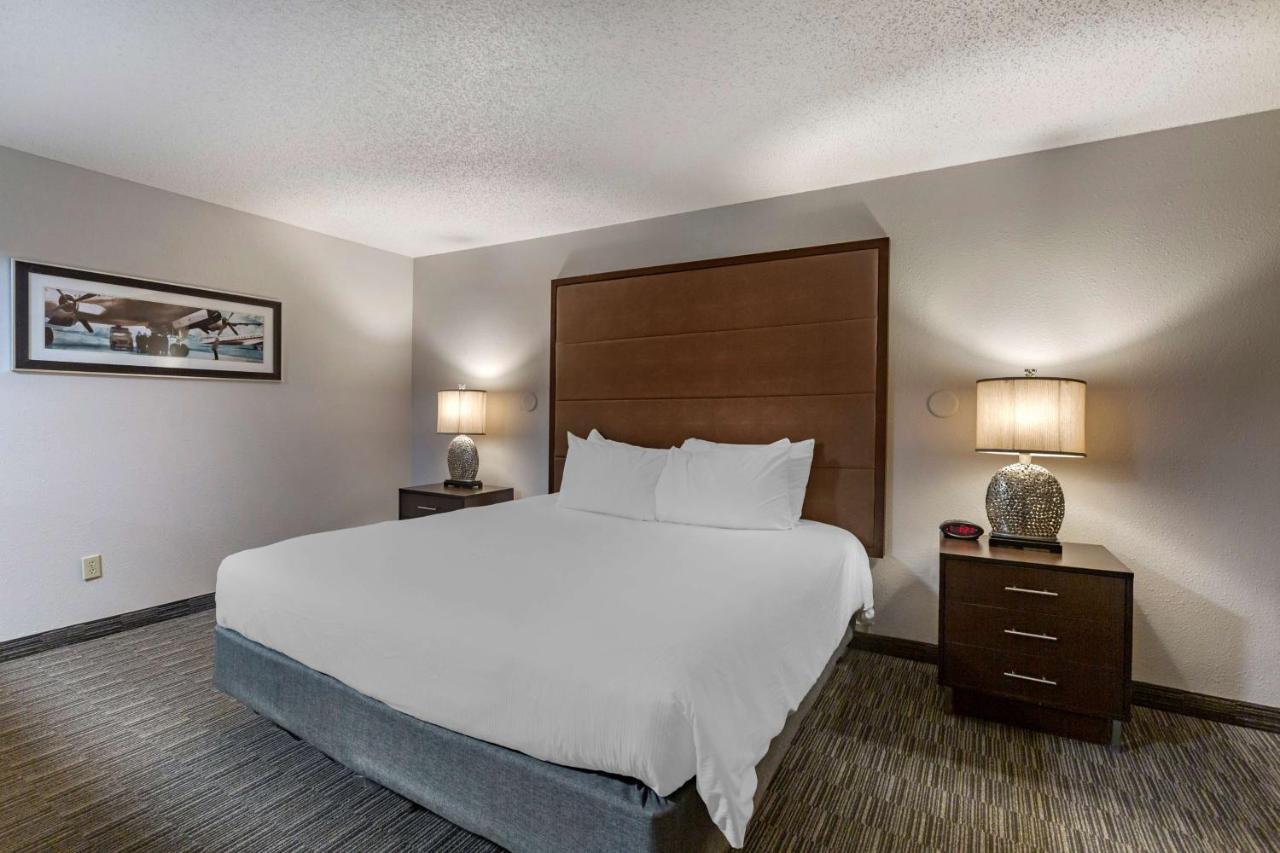Best Western Plus Como Park Hotel Saint Paul Bagian luar foto