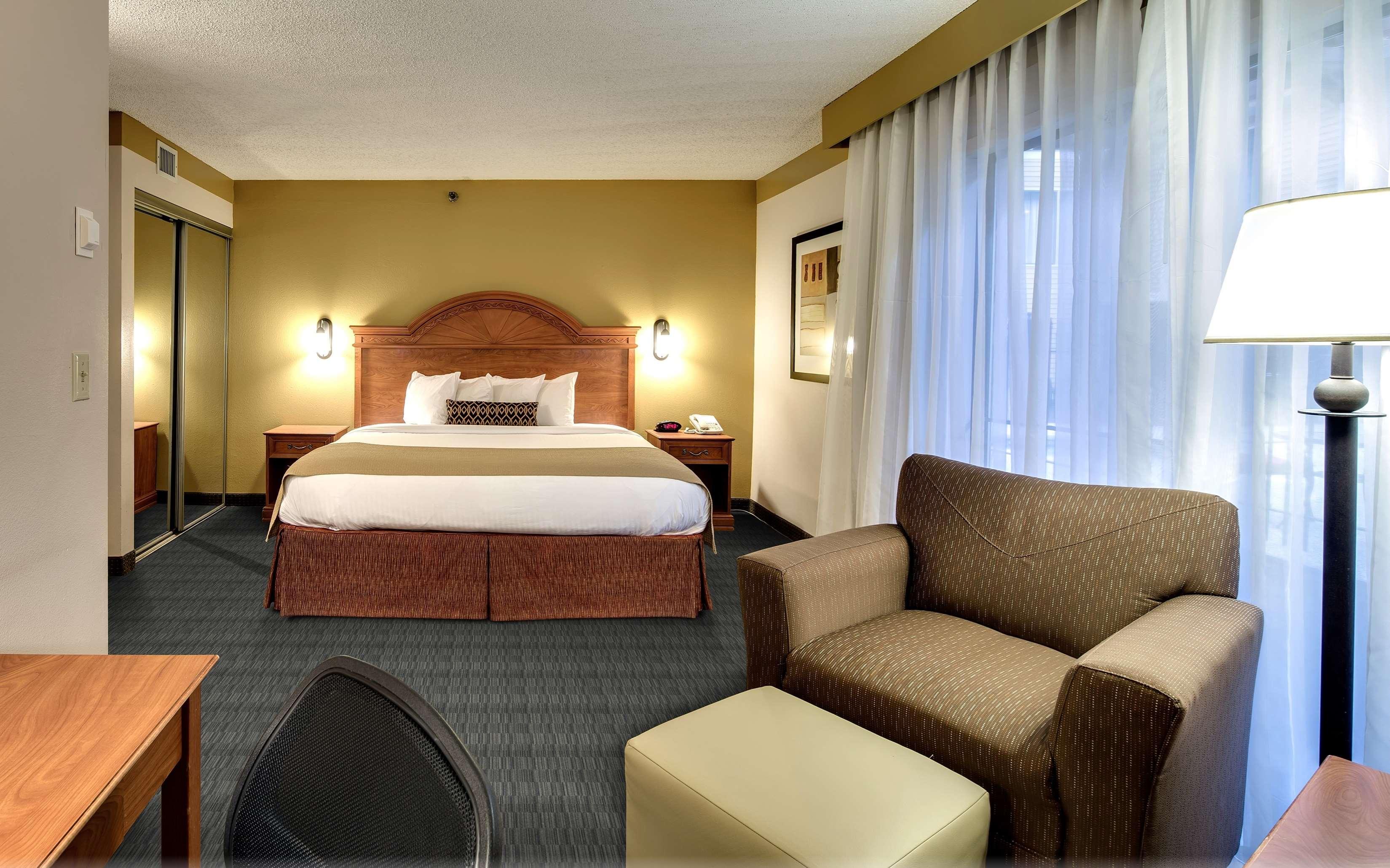 Best Western Plus Como Park Hotel Saint Paul Bagian luar foto