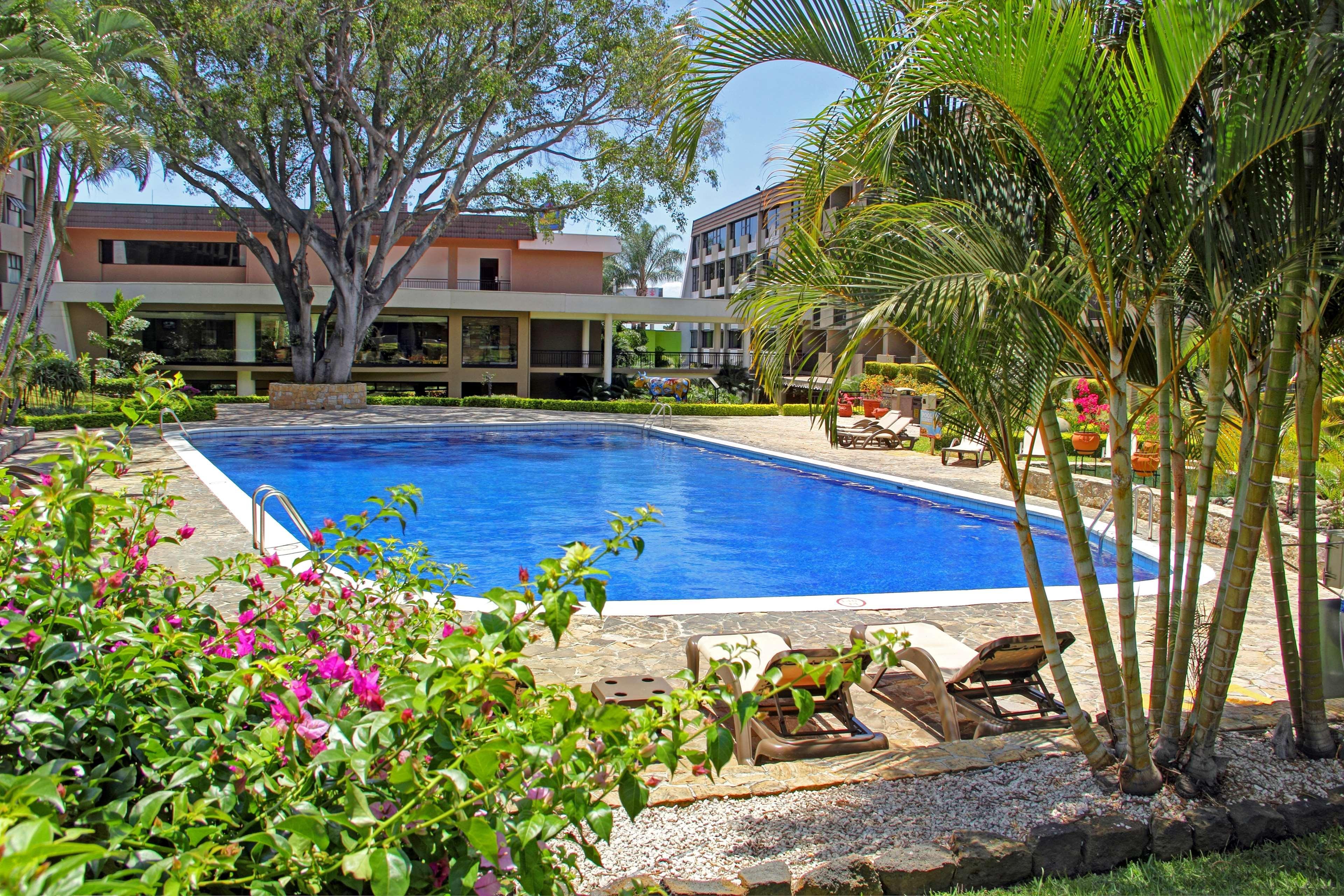 Best Western Plus Como Park Hotel Saint Paul Bagian luar foto