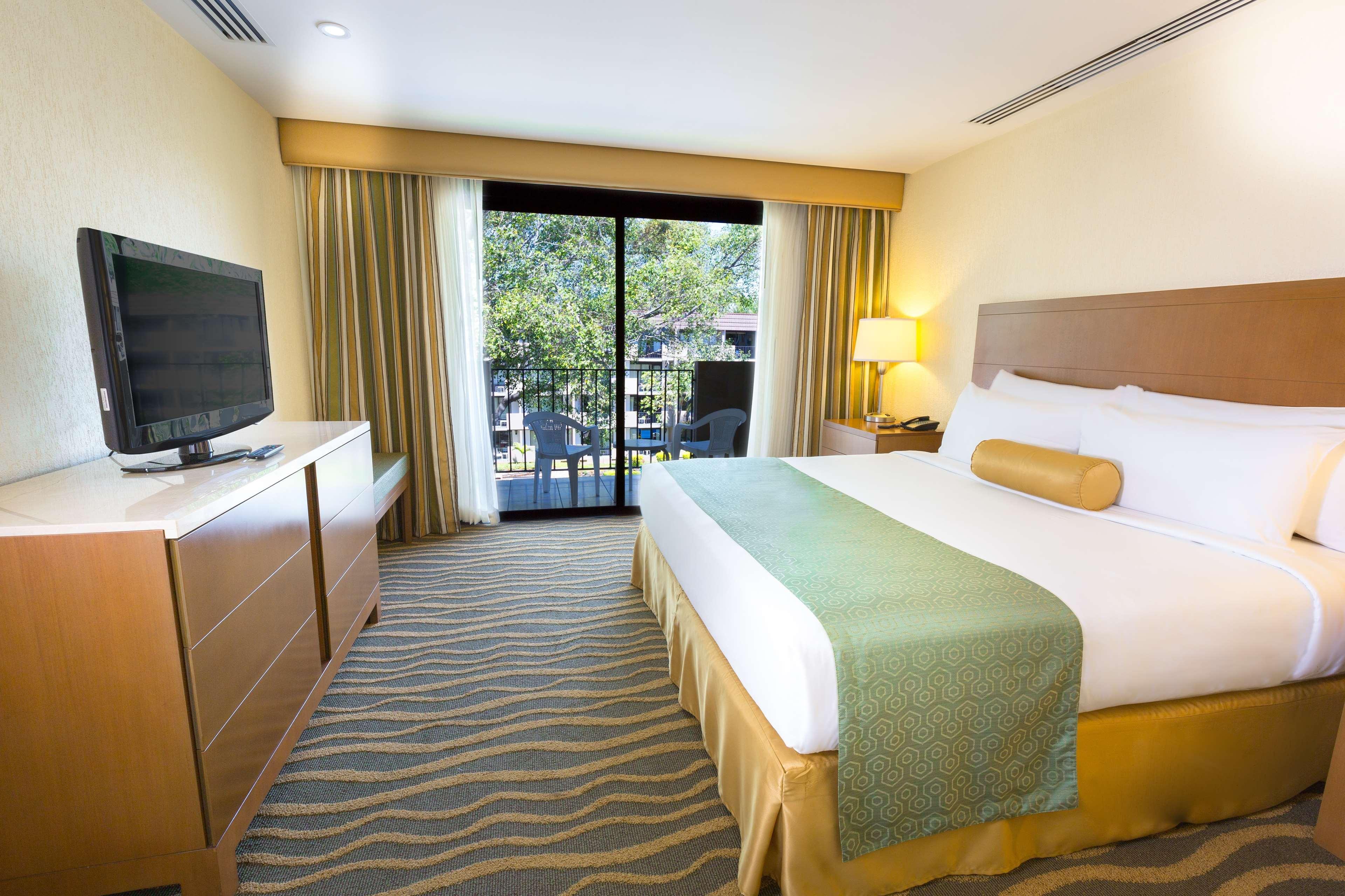 Best Western Plus Como Park Hotel Saint Paul Bagian luar foto