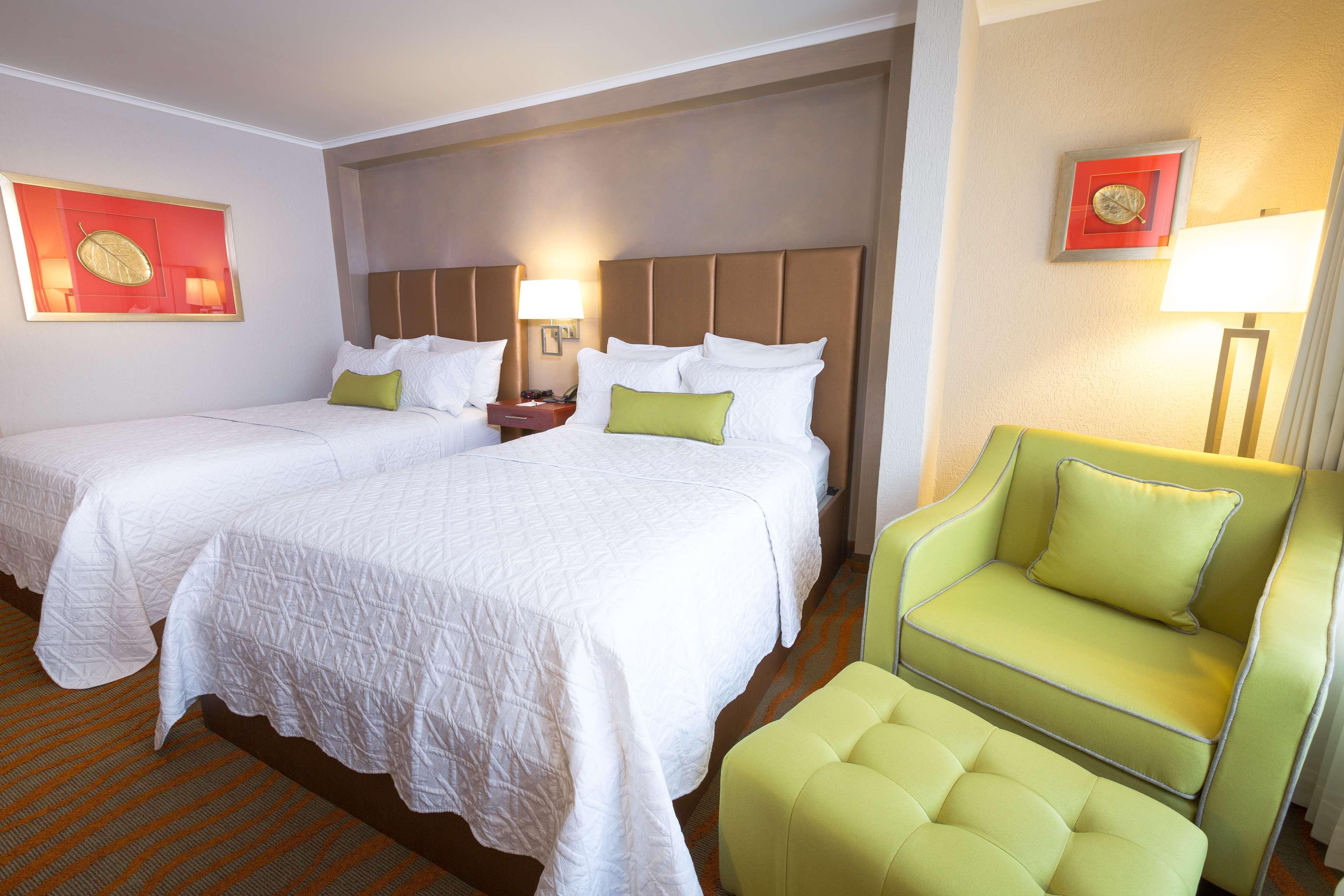 Best Western Plus Como Park Hotel Saint Paul Bagian luar foto