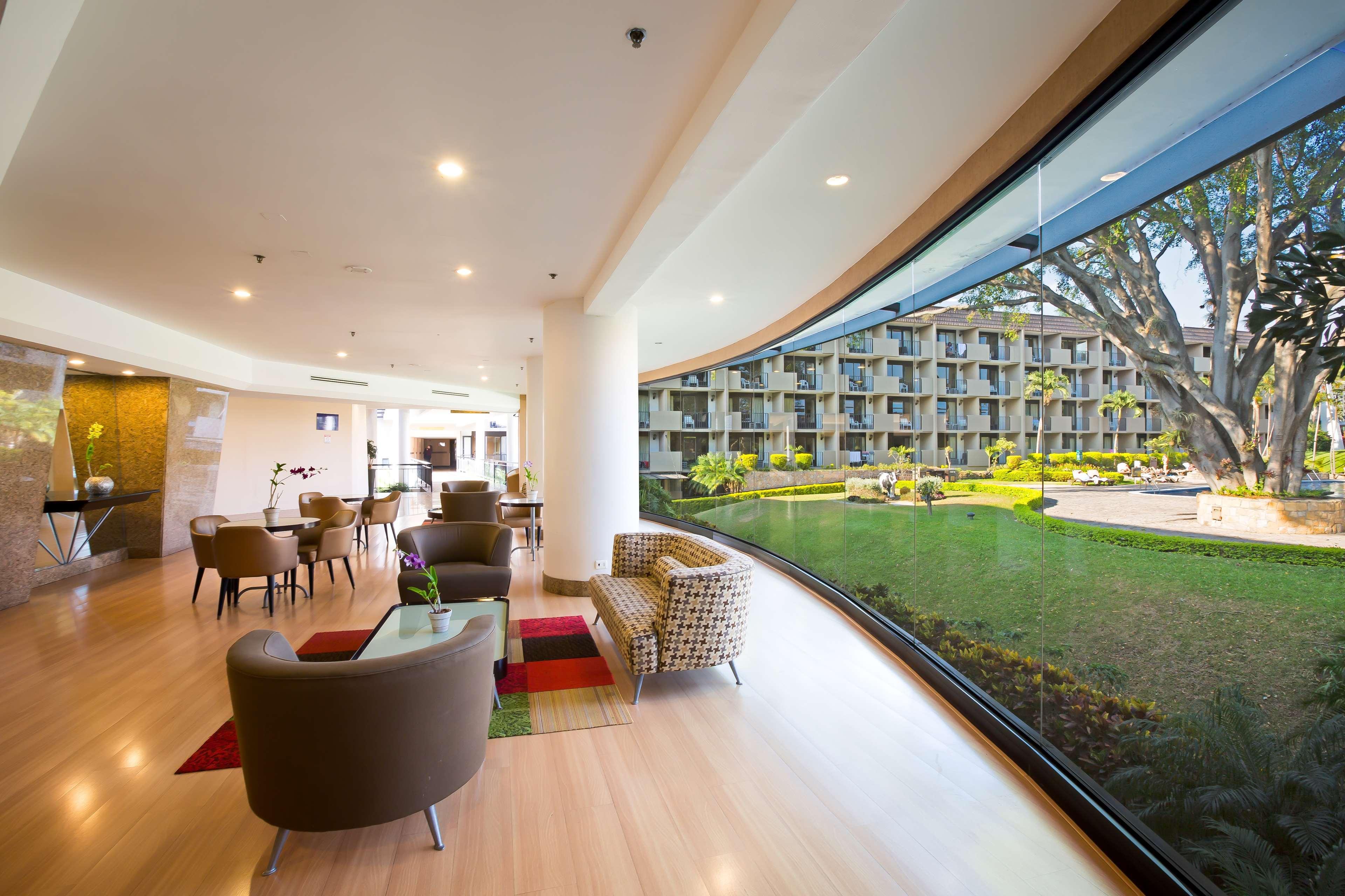 Best Western Plus Como Park Hotel Saint Paul Bagian luar foto