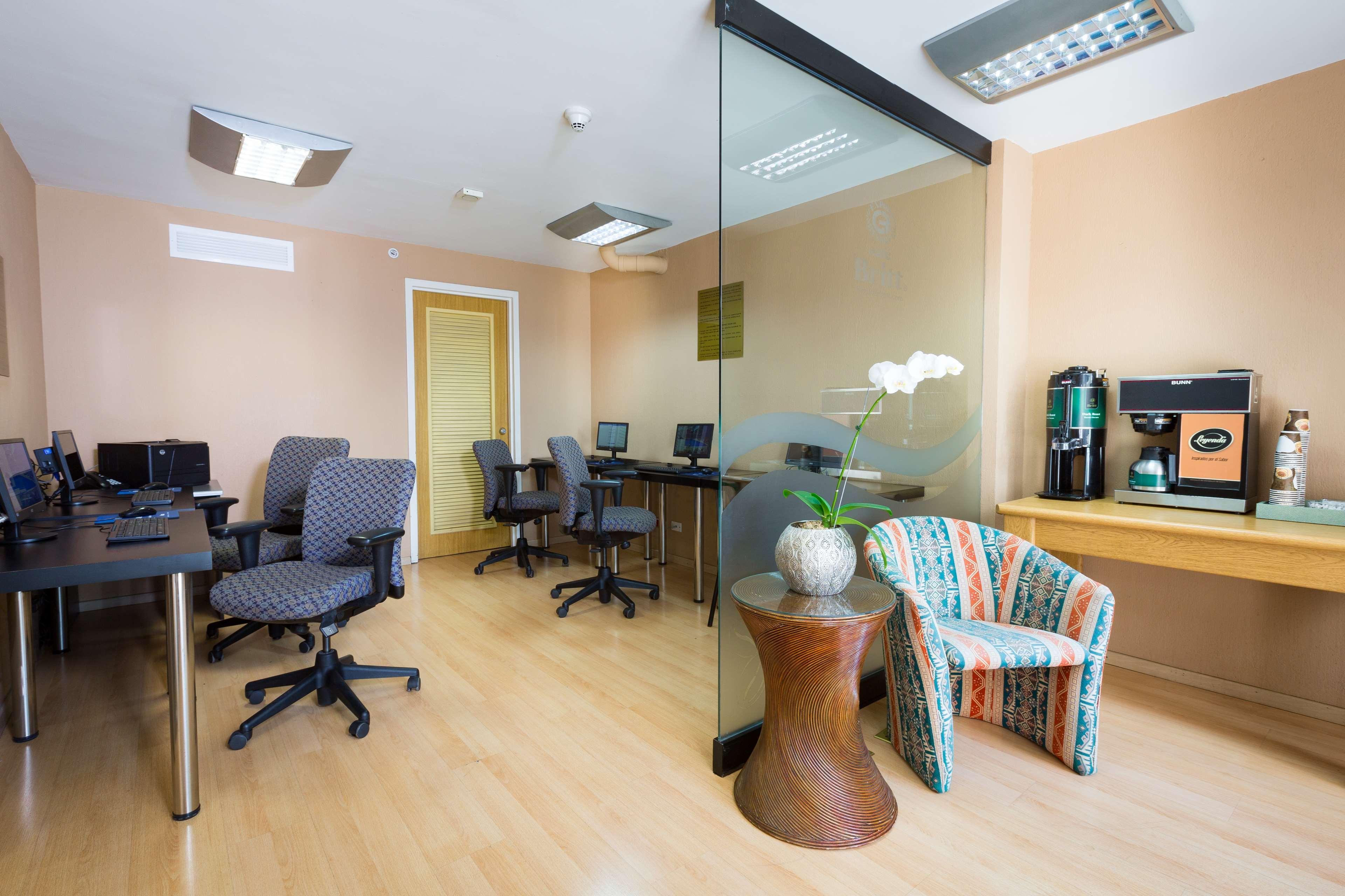 Best Western Plus Como Park Hotel Saint Paul Bagian luar foto
